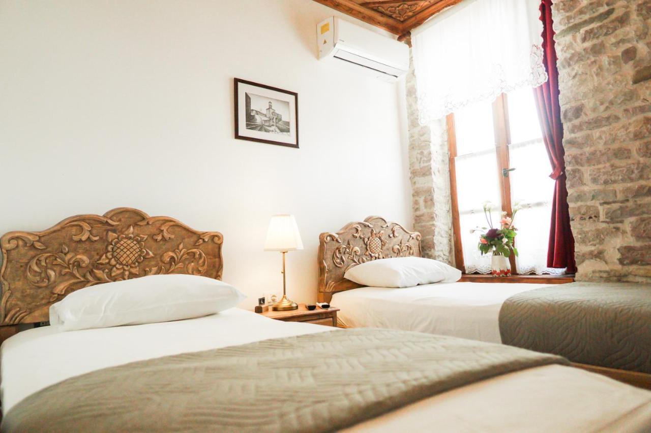 4 Rooms Gjirokastra エクステリア 写真