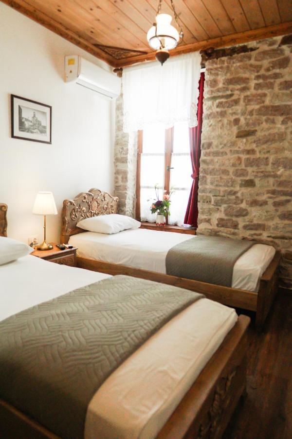 4 Rooms Gjirokastra エクステリア 写真