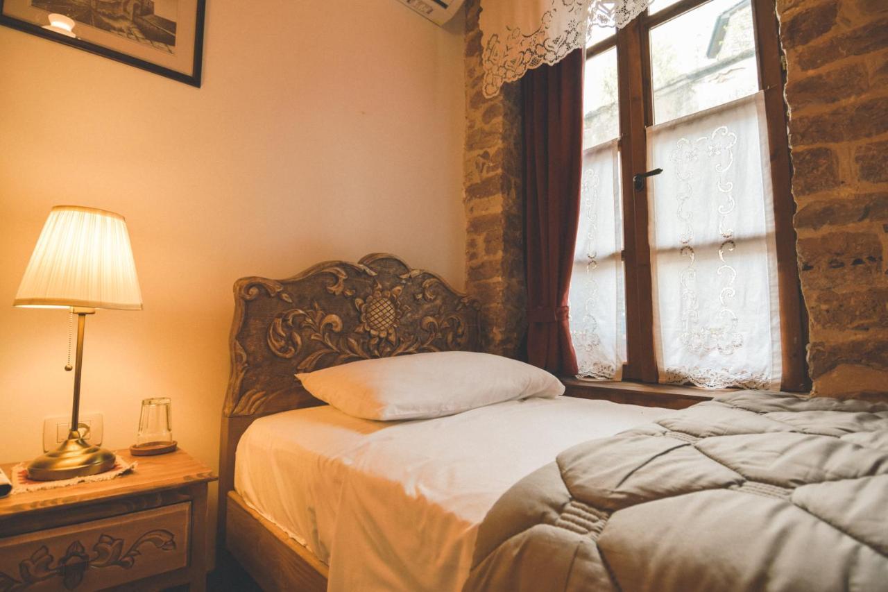 4 Rooms Gjirokastra エクステリア 写真